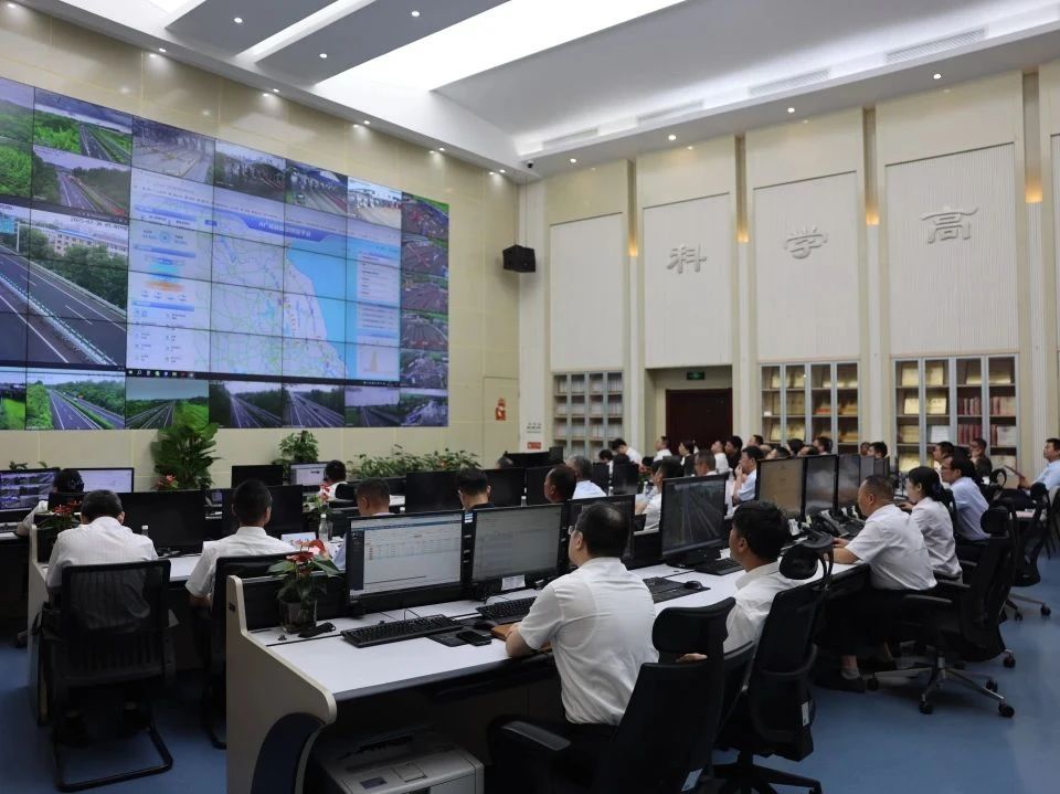 江蘇交控召開AI平方推進應用現場會